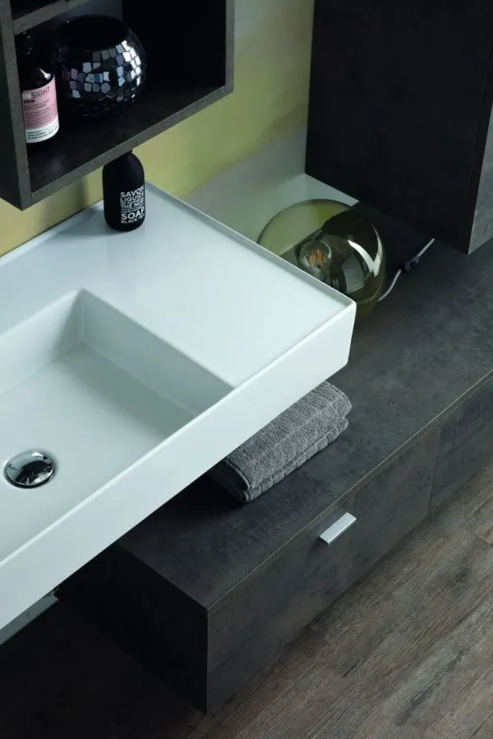 Colavene Mobile per la sala da bagno Square n.2 a prezzo Outlet- Mobili Bagno Sospeso