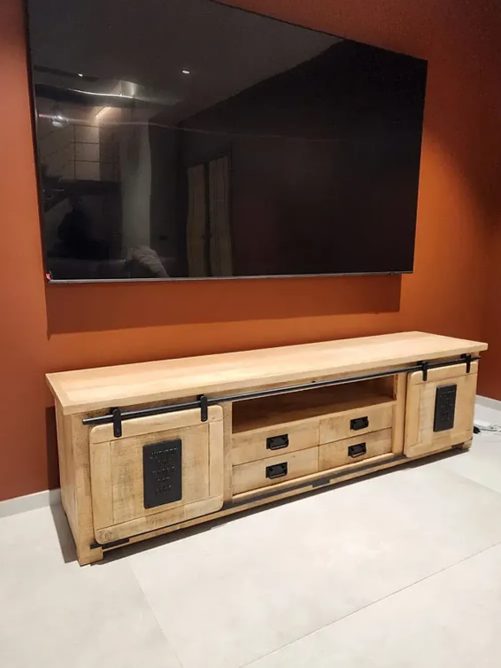 Outlet Etnico Mobile porta tv Mobile portatv industrial newport di con forte sconto- Porta Tv