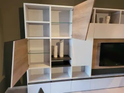 Tomasella Mobile soggiorno modello Diagonal 2021 di a PREZZI OUTLET- Pareti Attrezzate