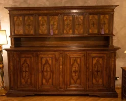 Collezione esclusiva Mobile soggiorno modello Mobile sacrestia  noce massello  di a PREZZI OUTLET- Pareti Attrezzate