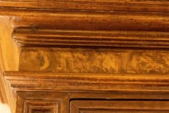 Collezione esclusiva Mobile soggiorno modello Mobile sacrestia  noce massello  di a PREZZI OUTLET- Pareti Attrezzate