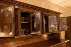 Collezione esclusiva Mobile soggiorno modello Mobile sacrestia  noce massello  di a PREZZI OUTLET- Pareti Attrezzate