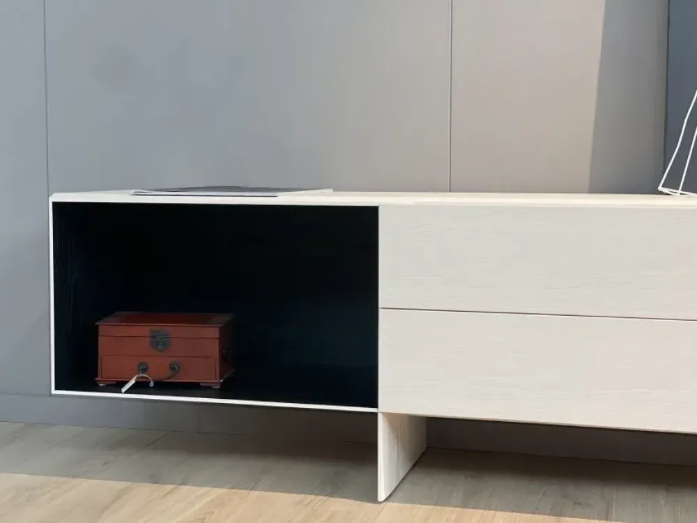 Mobile soggiorno modello Tetrami di a PREZZI OUTLET^B&B Italia Sale