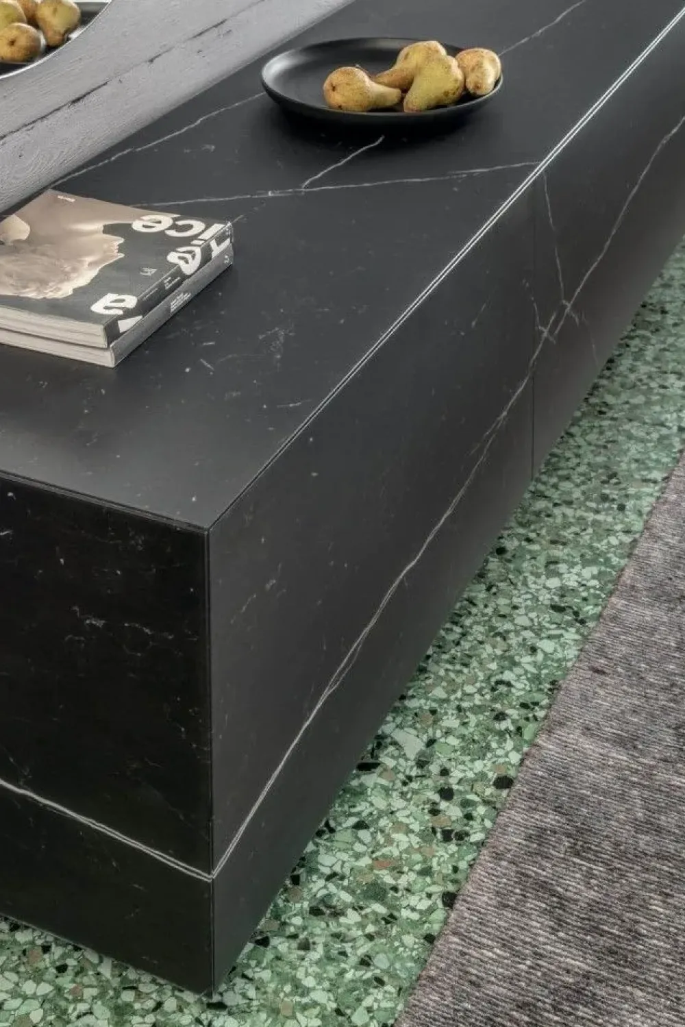 Lago Mobile soggiorno modello Plenum xglass madia 0833 di a PREZZI OUTLET- Madie