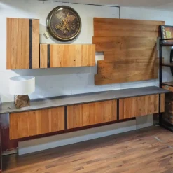 Best Mobile soggiorno modello Parete soggiorno con ante e boiserie in legno in styke industrial di a PREZZI OUTLET Pareti Attrezzate