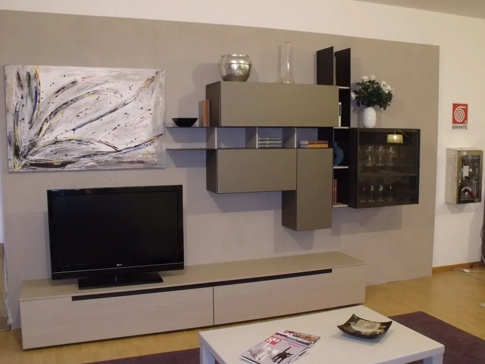 Tomasella Mobile soggiorno modello Atlante di a PREZZI OUTLET affrettati- Pareti Attrezzate