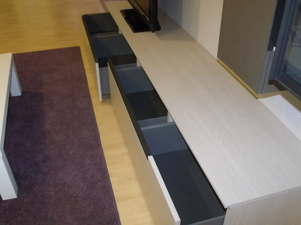 Tomasella Mobile soggiorno modello Atlante di a PREZZI OUTLET affrettati- Pareti Attrezzate