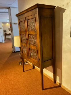 Artigianale Offerta Outlet: Madia Massello stile classico .- Madie