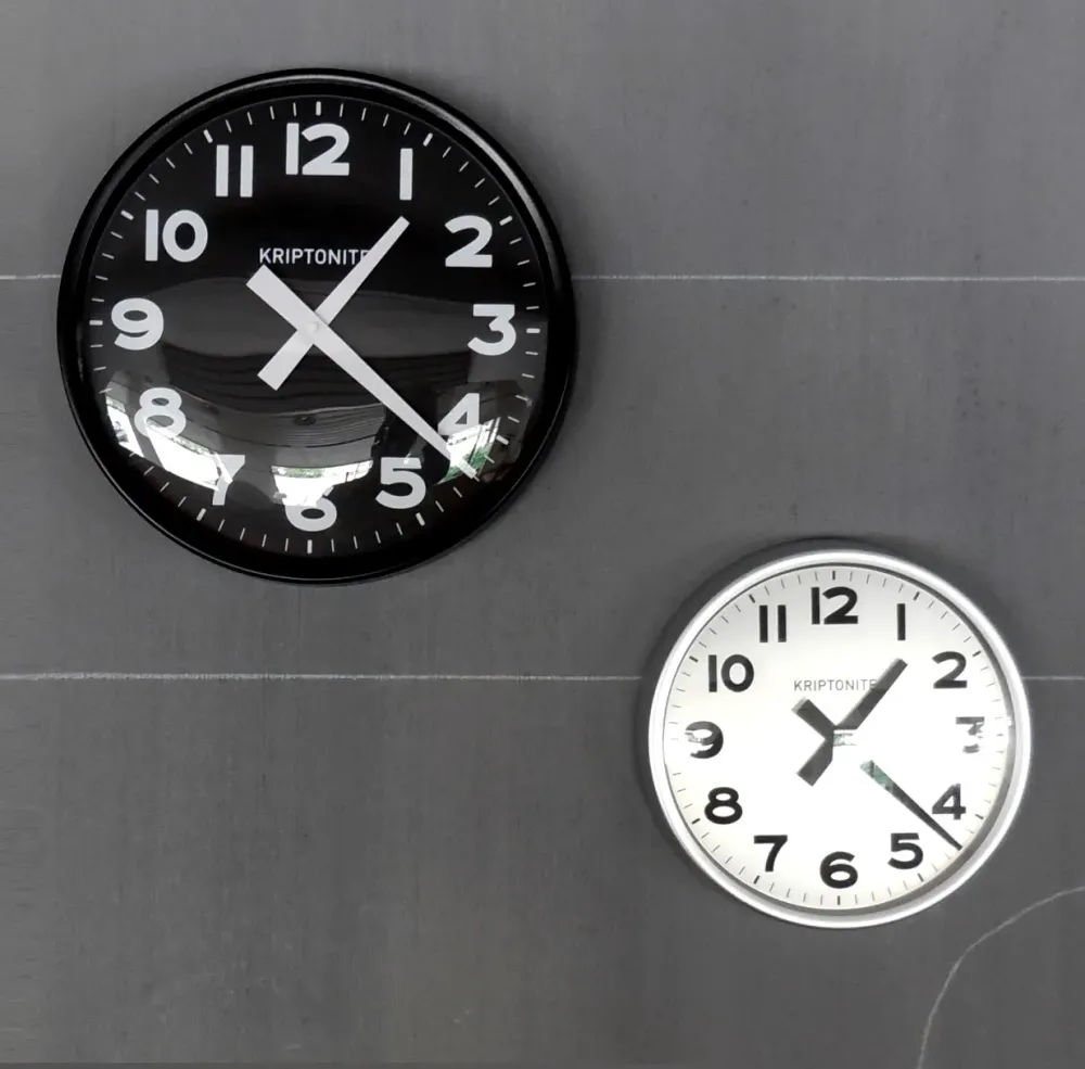 Kriptonite Oggettistica design Orologi da parete di a prezzo scontato- Oggettistica