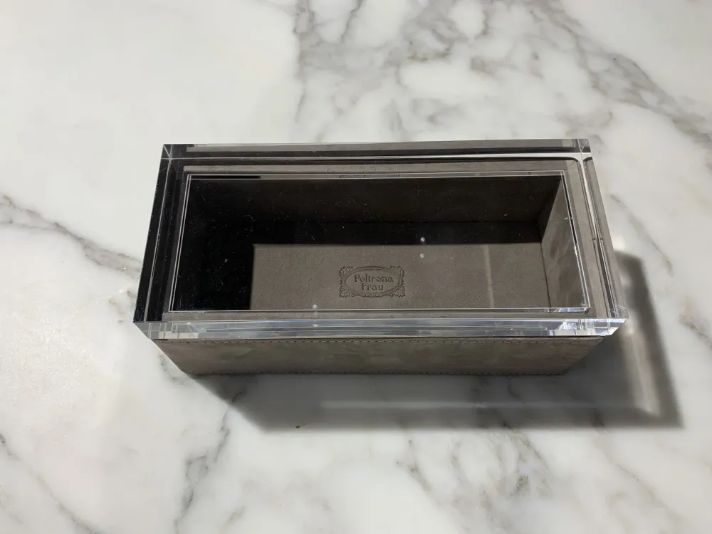 Oggettistica Leather case di scontata^Poltrona Frau New