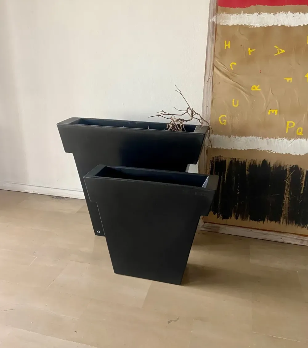 Oggettistica Il vaso design in OFFERTA OUTLET^Slide Hot