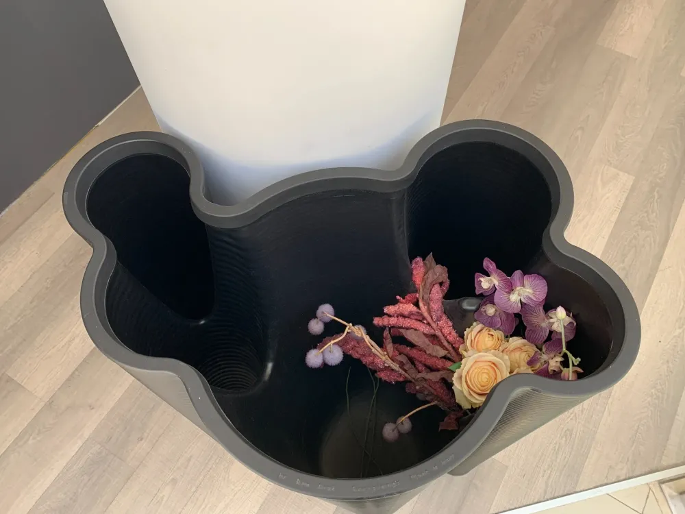 Outlet Oggettistica The vases in Offerta Outlet Oggettistica