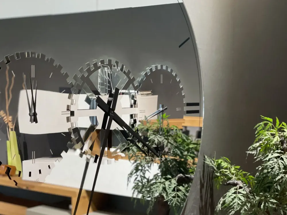 Cattelan Italia Oggettistica Times a prezzo Outlet- Oggettistica