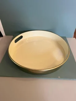 Artigianale Oggettistica Vassoio rotondo smaltato di in offerta - 31%- Oggettistica