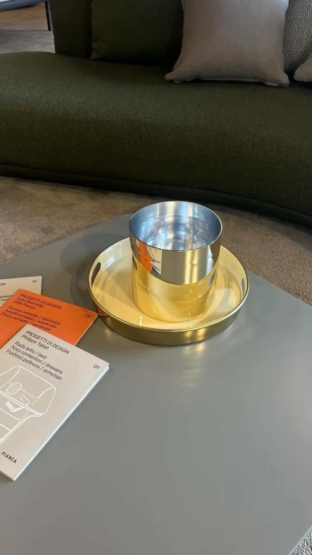 Artigianale Oggettistica Vassoio rotondo smaltato di in offerta - 31%- Oggettistica