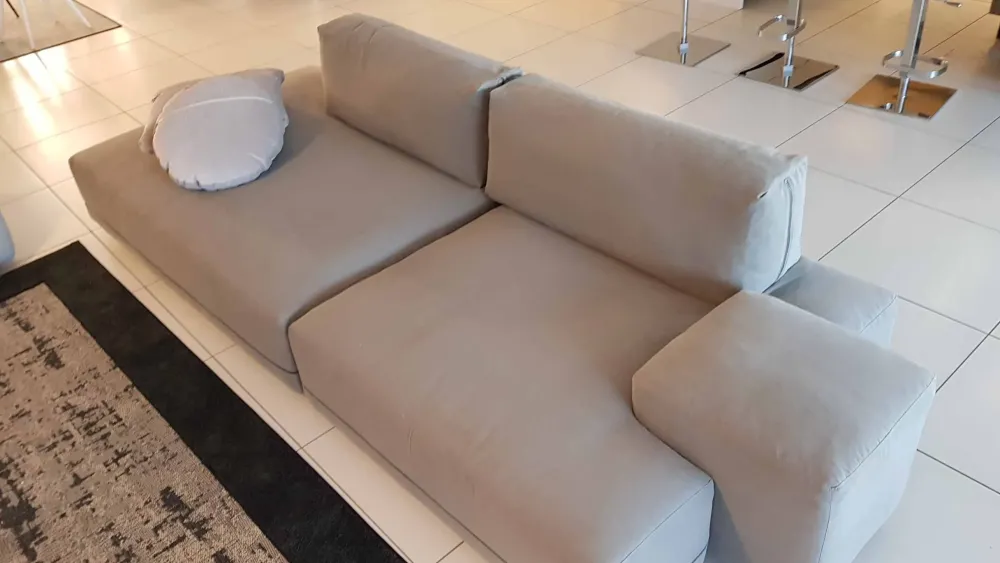 Hot Outlet Divano Sanders 2018 Divani