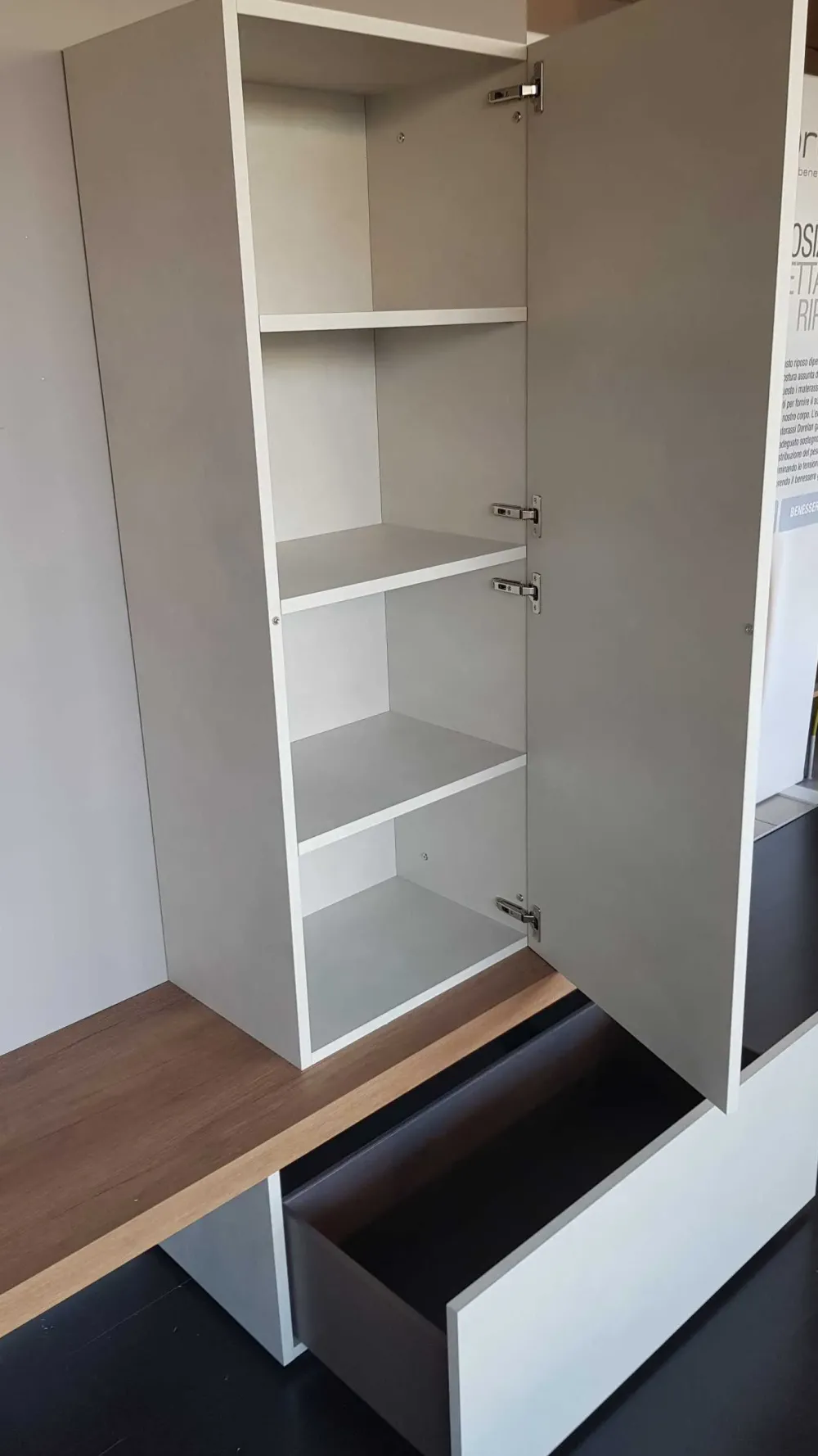 Discount Outlet Soggiorno Atlante new 2018 Pareti Attrezzate