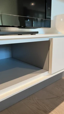 Parete attrezzata Ateneo in stile moderna a prezzo scontato^Capo d'Opera