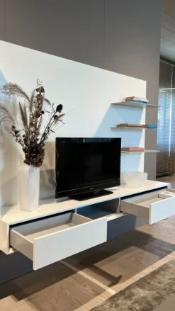 Parete attrezzata Ateneo in stile moderna a prezzo scontato^Capo d'Opera