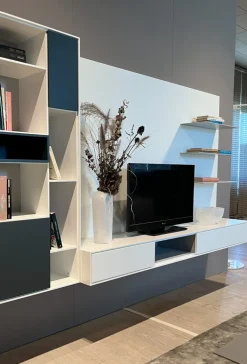 Parete attrezzata Ateneo in stile moderna a prezzo scontato^Capo d'Opera