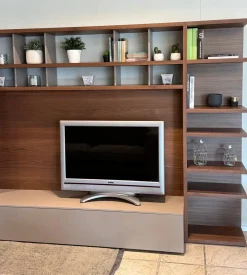 Pianca Parete attrezzata Composizione parete tv  di scontata del 30%- Pareti Attrezzate