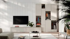 Outlet Parete attrezzata Day 20 in stile moderna a prezzo ribassato Pareti Attrezzate