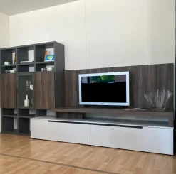 Hot Parete attrezzata Day start di scontata del 47% Pareti Attrezzate