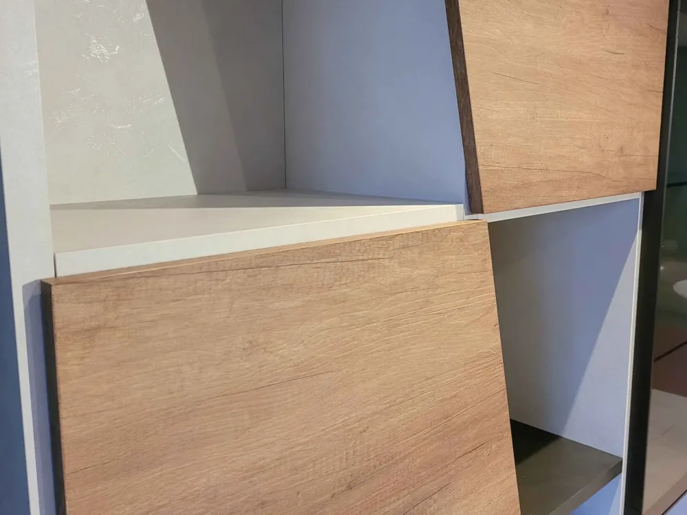 Clearance Parete attrezzata Diagonal 2021 di in OFFERTA OUTLET Pareti Attrezzate