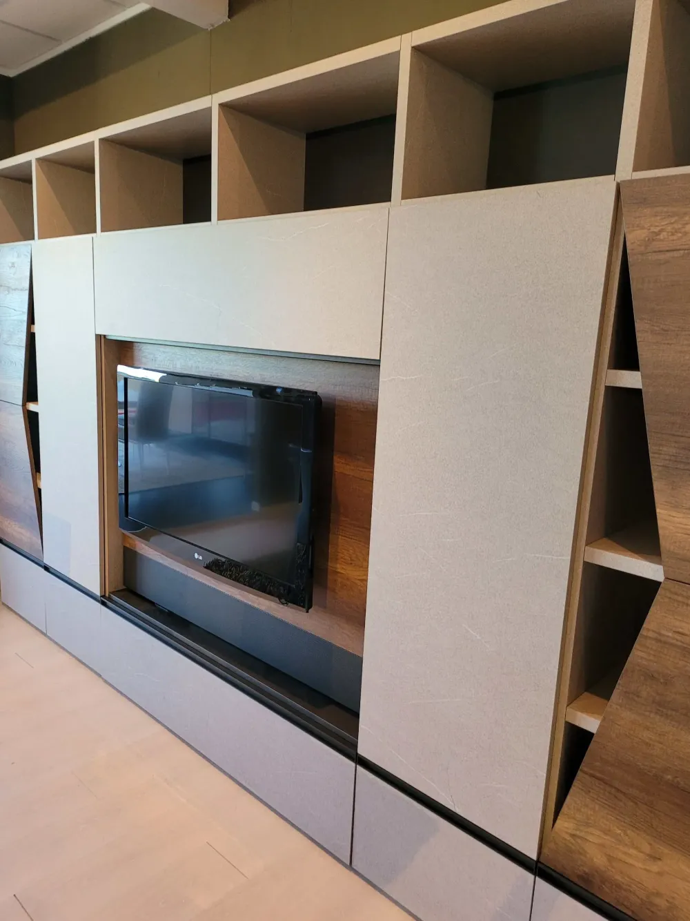 Tomasella Parete attrezzata Diagonal special 2021 di in OFFERTA OUTLET- Pareti Attrezzate