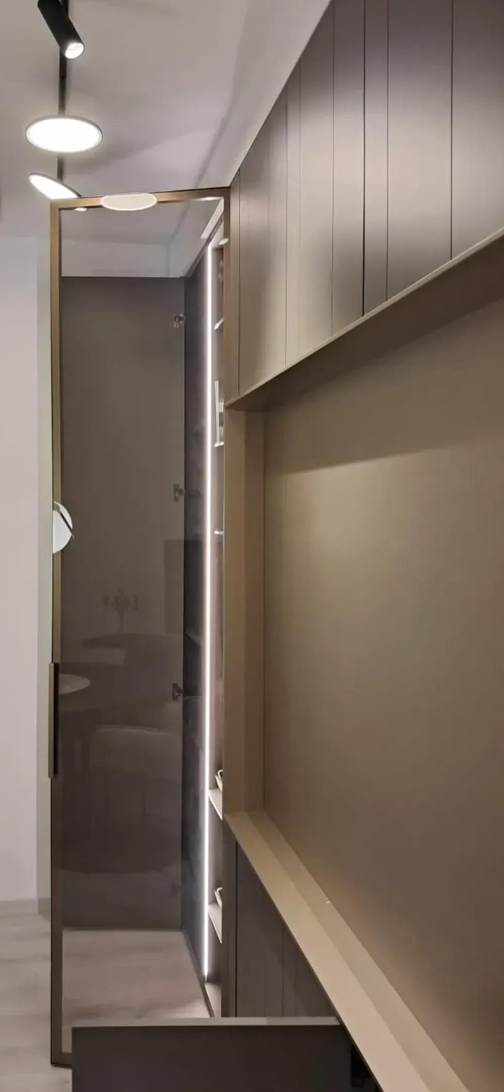 Parete attrezzata Dress code in stile moderna a prezzo ribassato^Olivieri Best