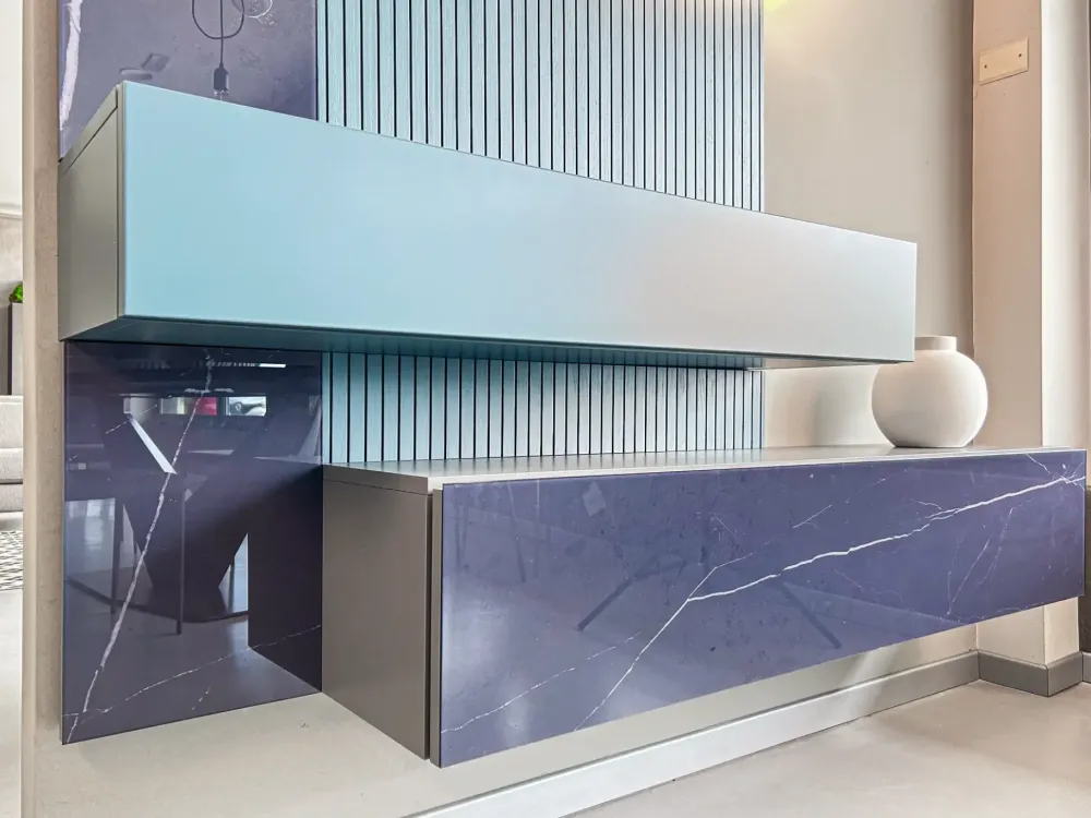 Parete attrezzata Entrata blu con specchio di scontata del 35%^Mobilgam Online