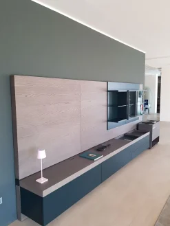 Molteni & C Parete attrezzata Grid dell'azienda con uno sconto esclusivo- Pareti Attrezzate