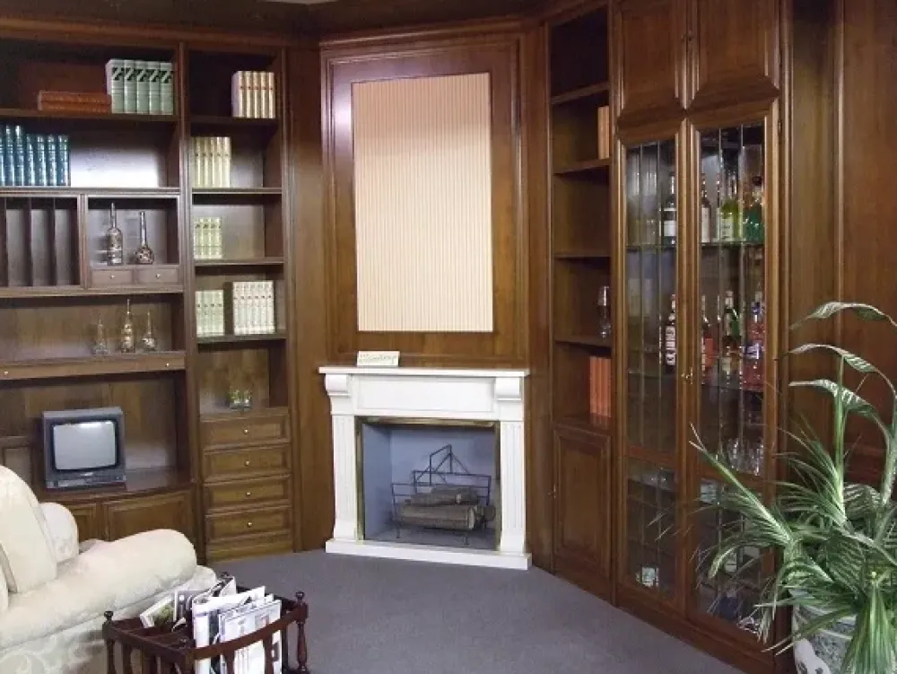 Artigianale Parete attrezzata Hilton in legno in Offerta Outlet- Pareti Attrezzate