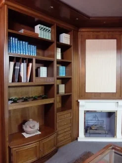 Artigianale Parete attrezzata Hilton in legno in Offerta Outlet- Pareti Attrezzate