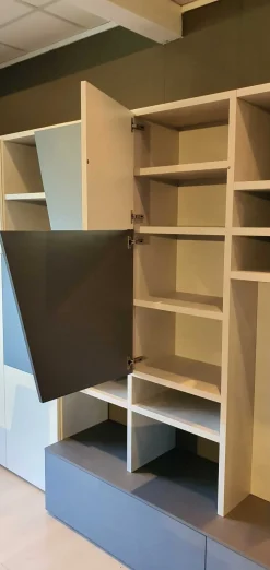 Parete attrezzata in stile design Diagonal 2020 di in Offerta Outlet^Tomasella Sale