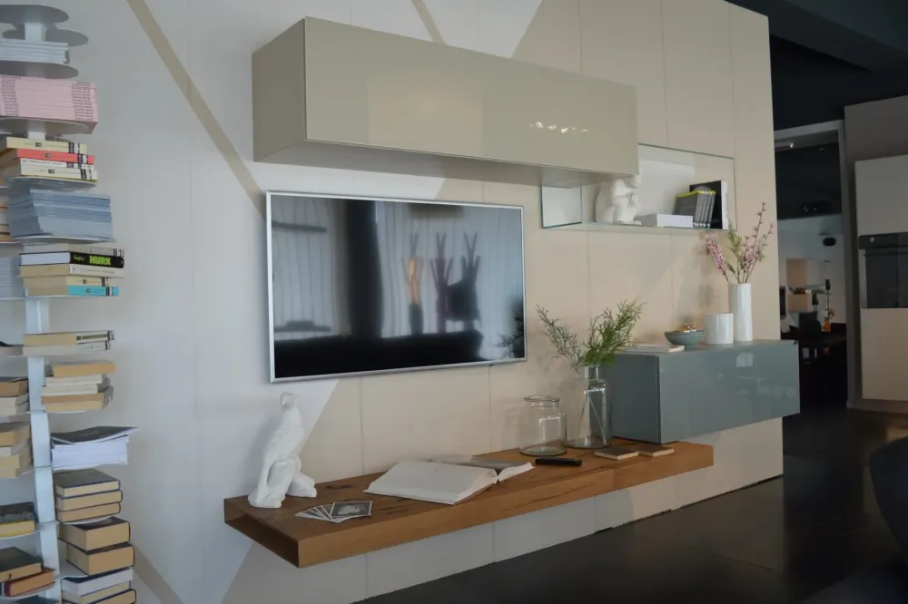 Lago Parete attrezzata in stile design 36e8 di a prezzo scontato- Pareti Attrezzate