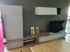 Tomasella Parete attrezzata in stile design Atlante 22 di a prezzo Outlet- Pareti Attrezzate