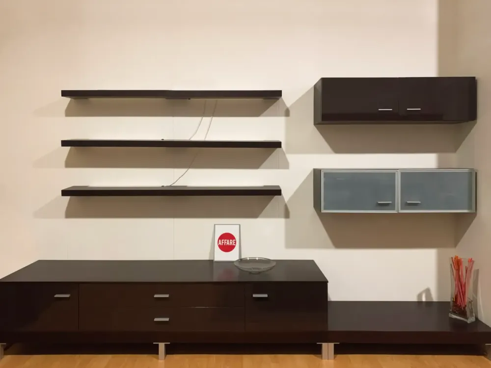 Sale Parete attrezzata Moby del marchio con uno sconto esclusivo Pareti Attrezzate