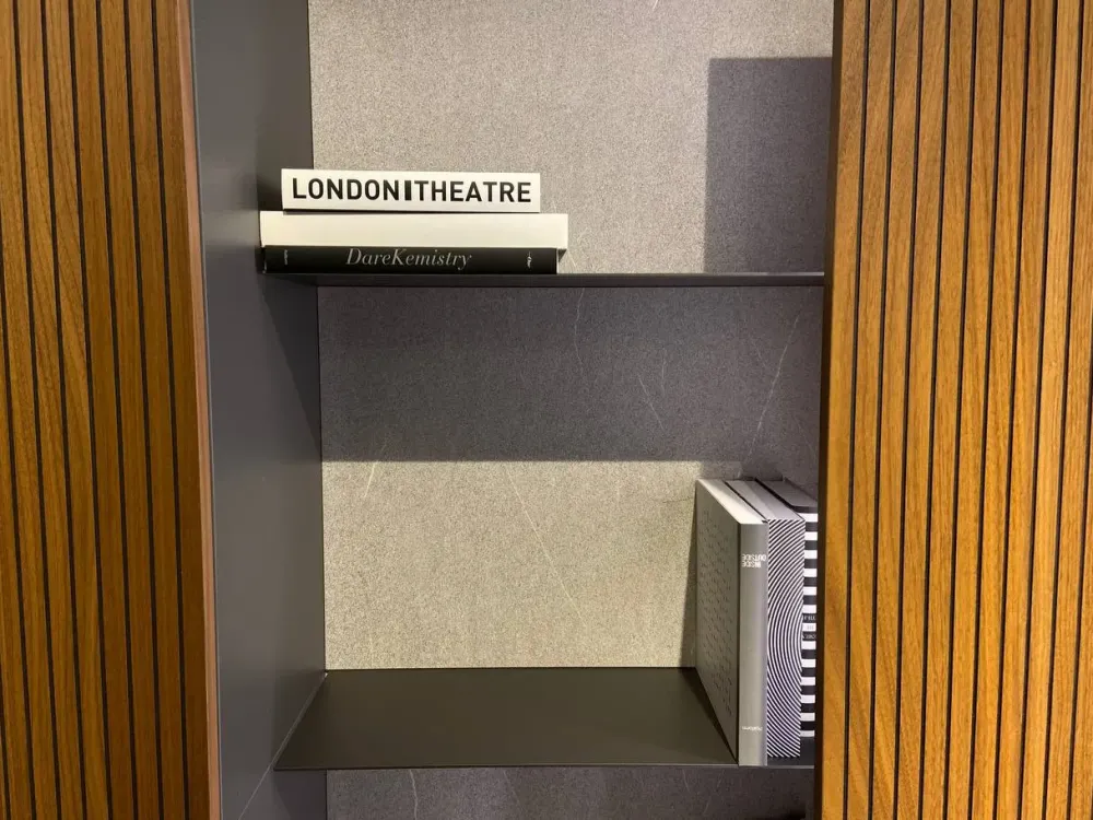 Clearance Parete attrezzata modello Wing di : richiedi ora il prezzo Pareti Attrezzate