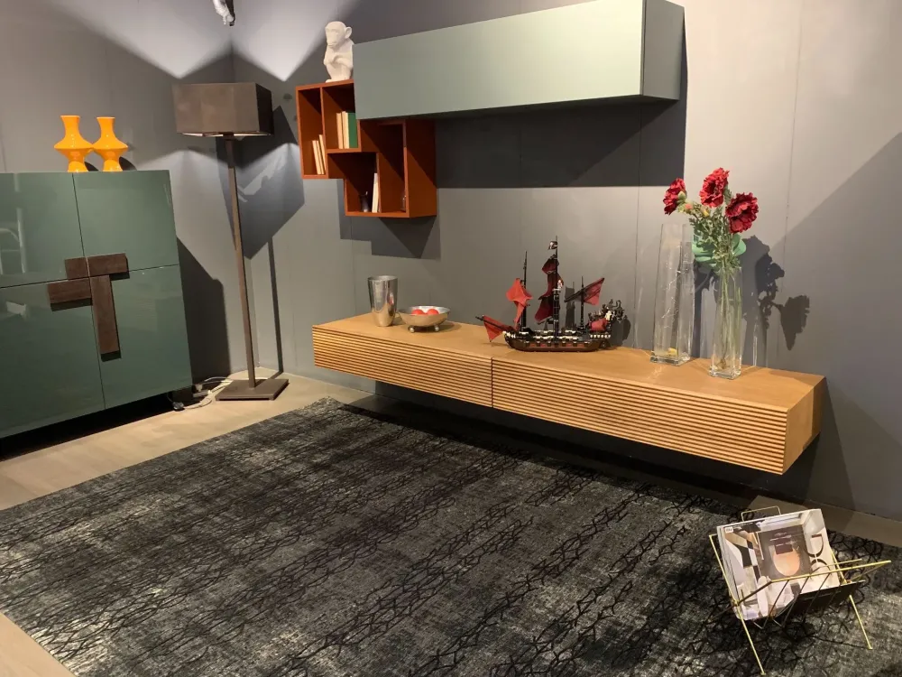 Discount Parete attrezzata modello Composizione zero.16 di : richiedi il prezzo Pareti Attrezzate