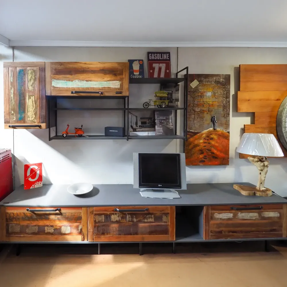 Parete attrezzata Parete soggiorno industrial e legno di in OFFERTA OUTLET^Nuovi Mondi Collection Outlet