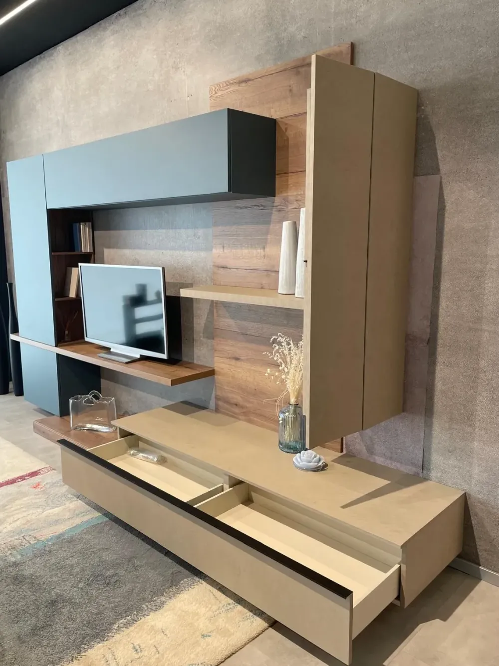 Discount Parete attrezzata Parete di in OFFERTA OUTLET Pareti Attrezzate