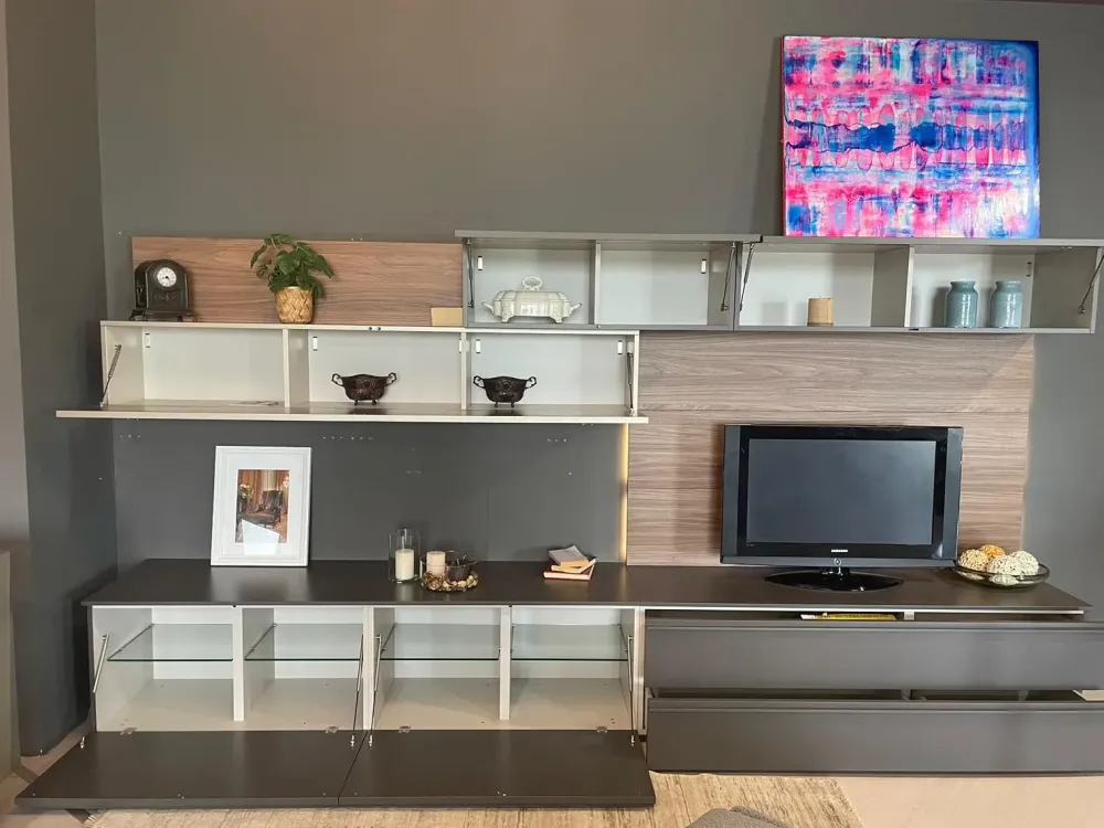 Alf Da Fre Parete attrezzata Sistema day 12 in stile design a prezzo ribassato- Pareti Attrezzate