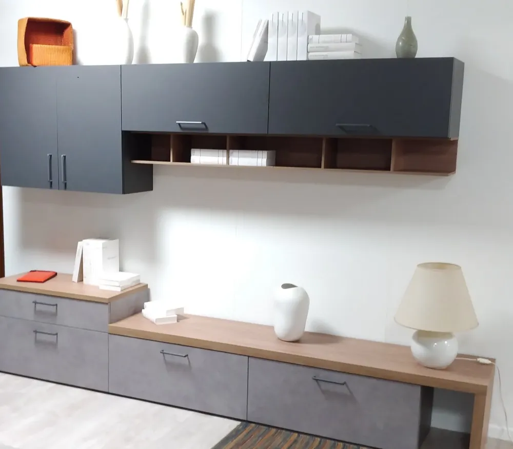 Hot Parete attrezzata Soggiorno 53 con uno sconto esclusivo Soggiorni Completi