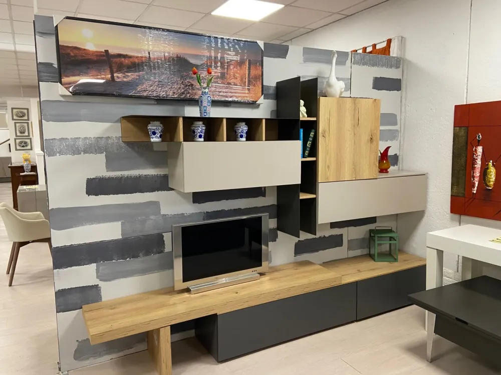 Clearance Parete attrezzata Spazio di in OFFERTA OUTLET Pareti Attrezzate