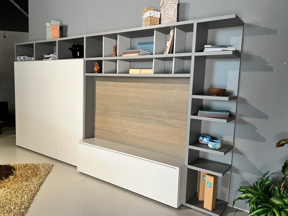 Pianca Parete attrezzata Spazioteca in stile moderna a prezzo scontato- Pareti Attrezzate