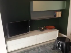 Clearance Parete attrezzata Thesis di scontata del 70% Pareti Attrezzate