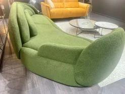 Pianca Peonia disegnato da cristina celestino tessuto in poliuretano in Offerta Outlet- Divani