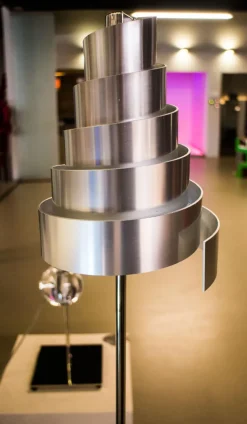 Trecinquezeroluce Piantana in Acciaio con Led dimmerabile e accensione touch- Lampade Da Terra