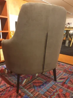 Poltrona Air Lecomfort con forte sconto^Le Comfort